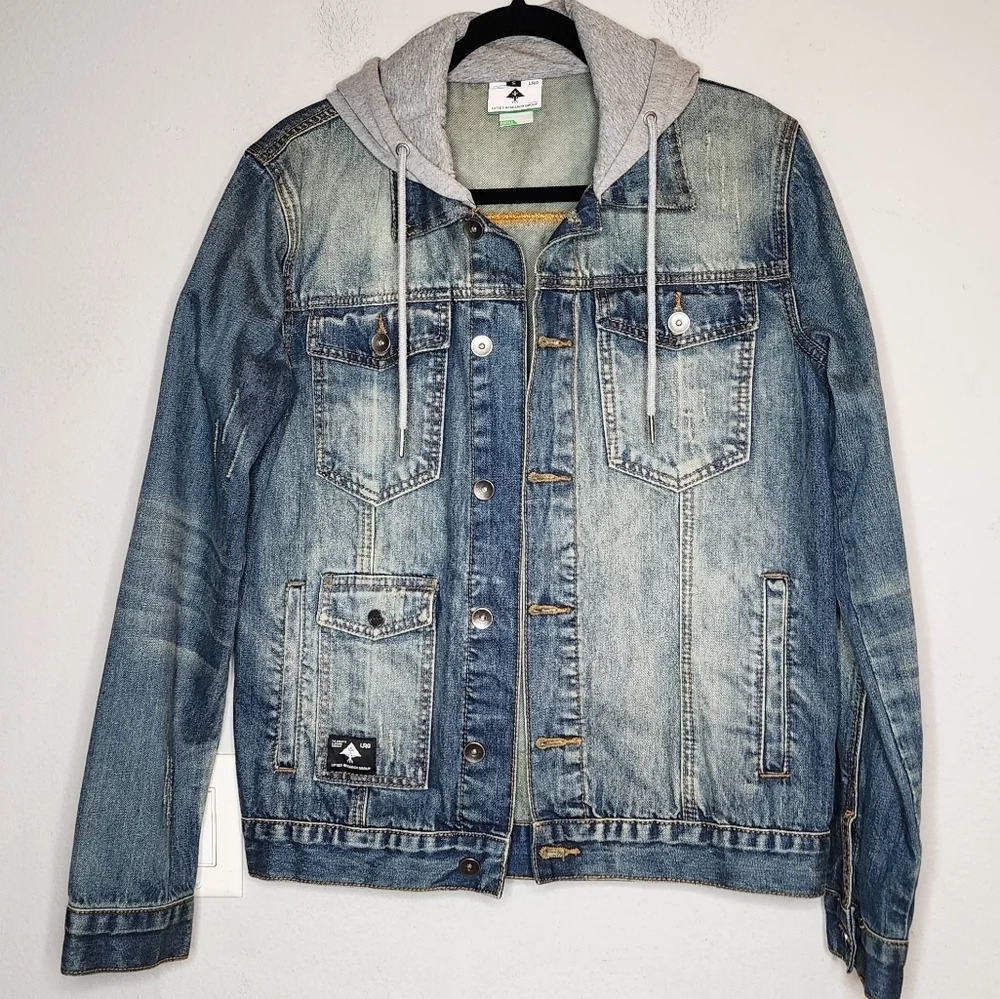 LRG Lifted Research Group Denim Distressed Hooded‎ Jacket.  Men's size small.